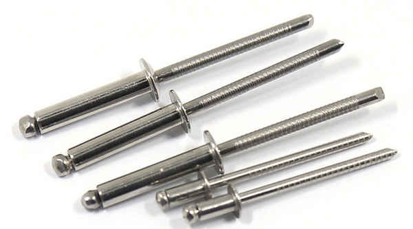 GenèveProduction de rivets tirants tout inox 304, rivets tirants tout inox, clous tirants, clous décoratifs