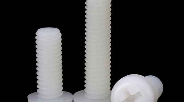 GenèveVis à tête cylindrique en plastique personnalisées Vis en plastique Vis à tête cruciforme en nylon 5/8 1/2-13