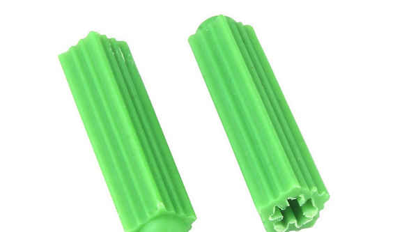 MarseilleTube d'expansion en plastique personnalisé bouchon en caoutchouc de nylon vert vis d'expansion prise murale de particules de caoutchouc bouchon d'expansion de boulon d'ancrage